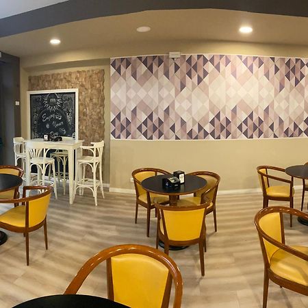 Hotel Elite Palermo Centro Екстериор снимка