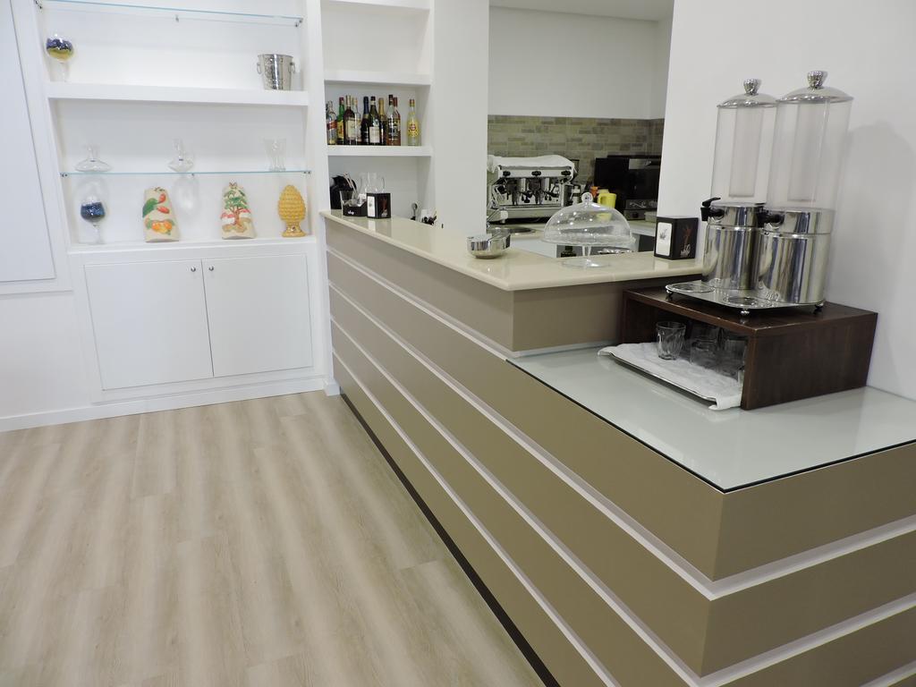Hotel Elite Palermo Centro Екстериор снимка