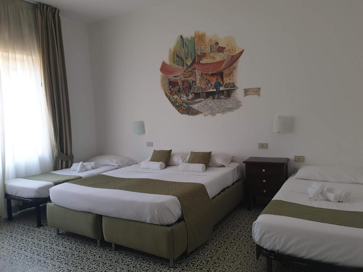 Hotel Elite Palermo Centro Екстериор снимка